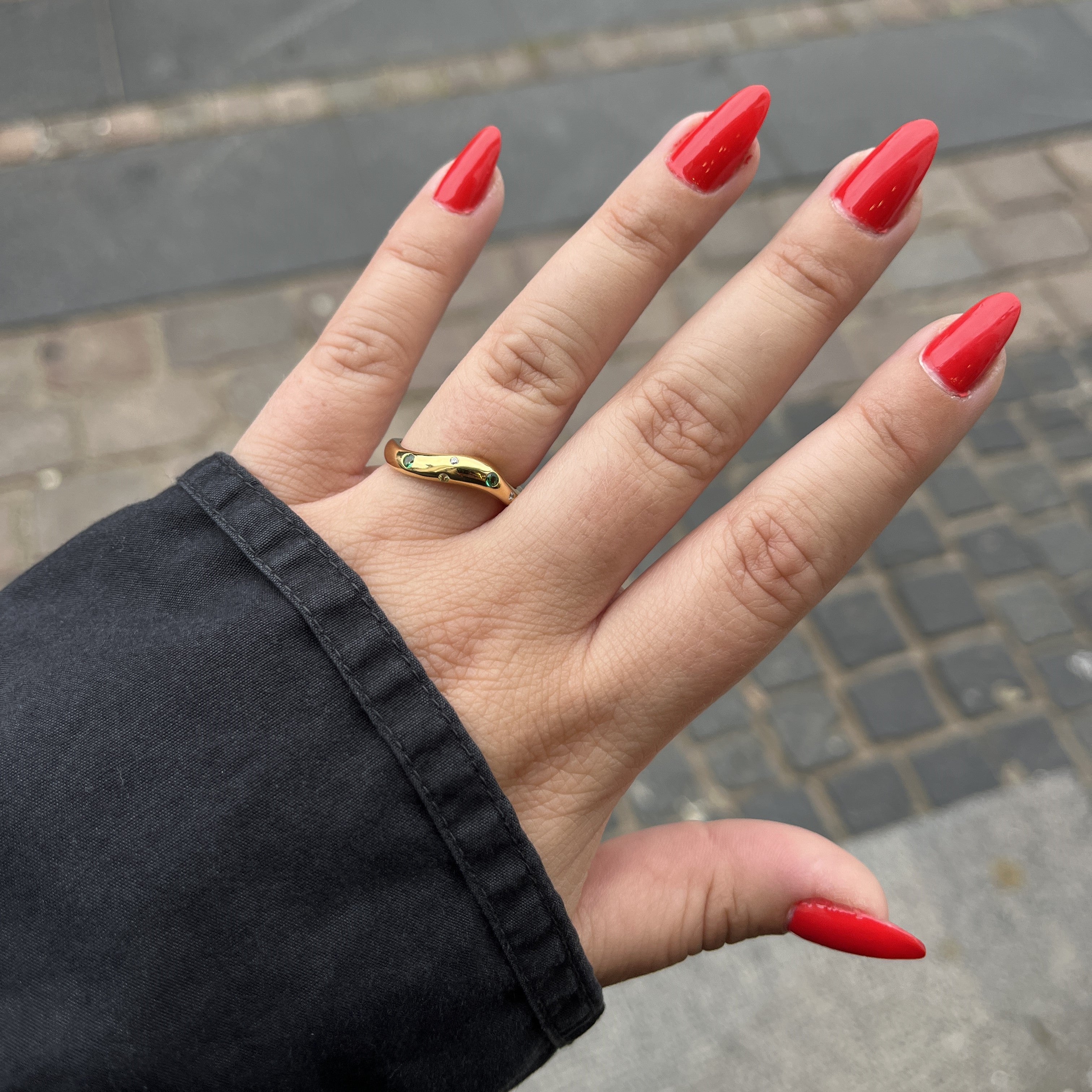 Forgyldt Organisk Buet Grøn-sten Ring