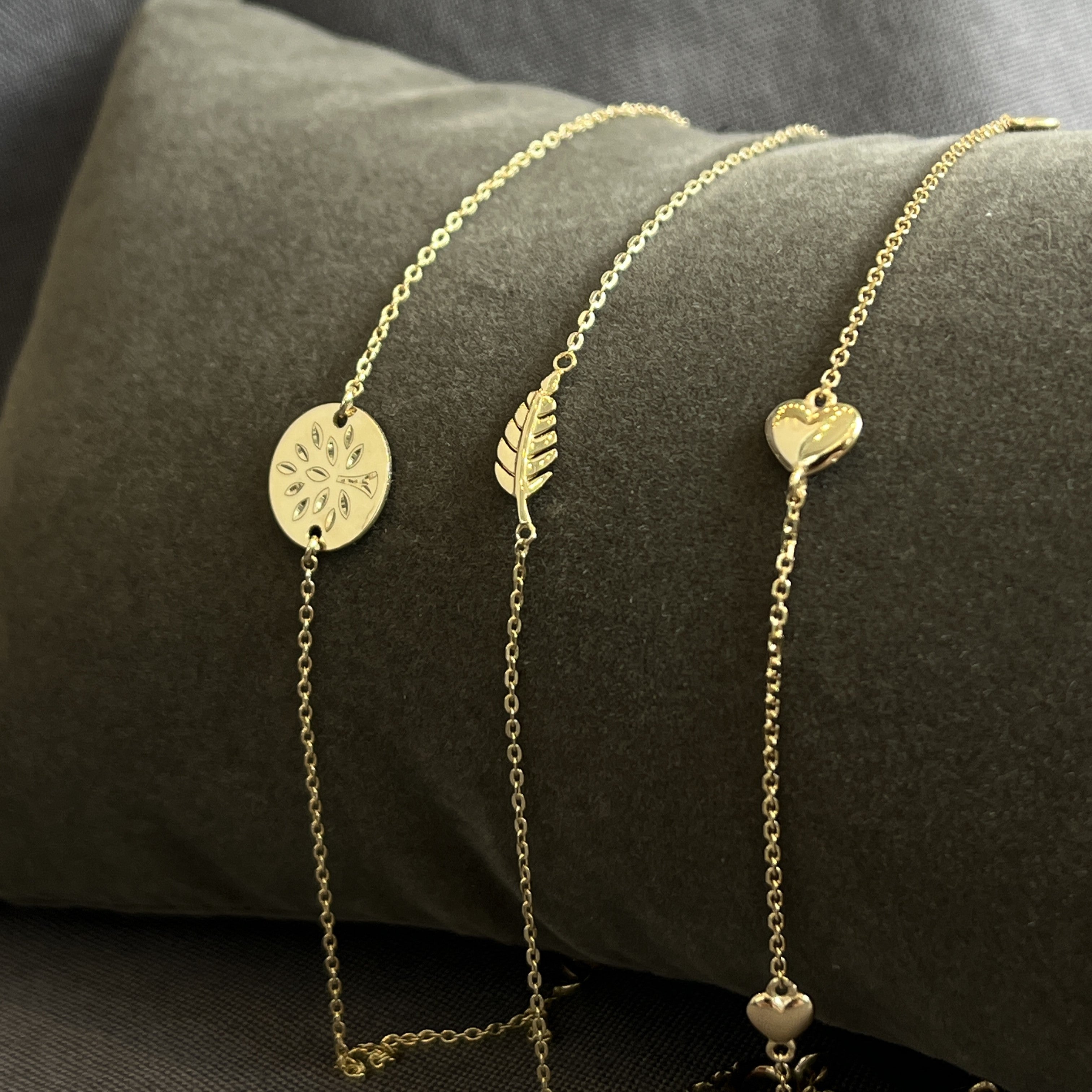 9 karat guldarmbånd med hjerter