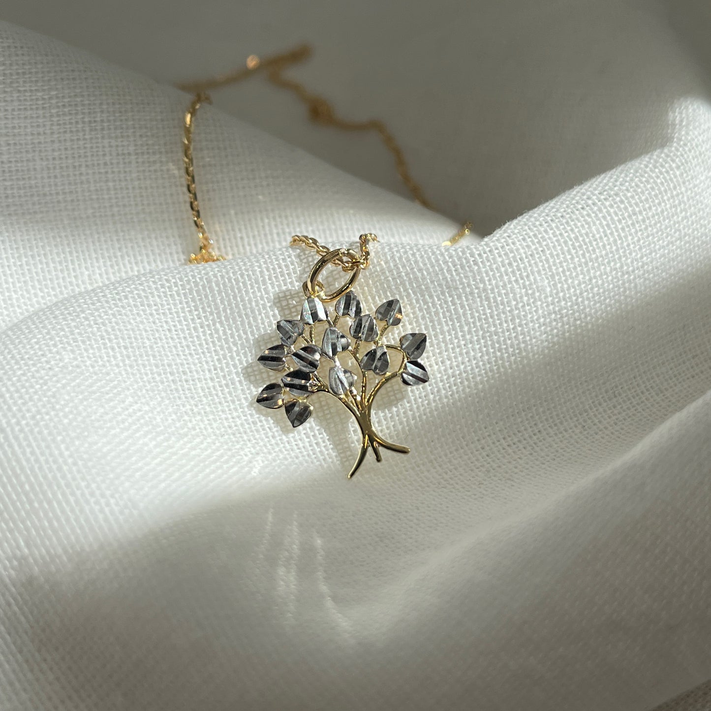 9 Karat Livets Træ Vedhæng