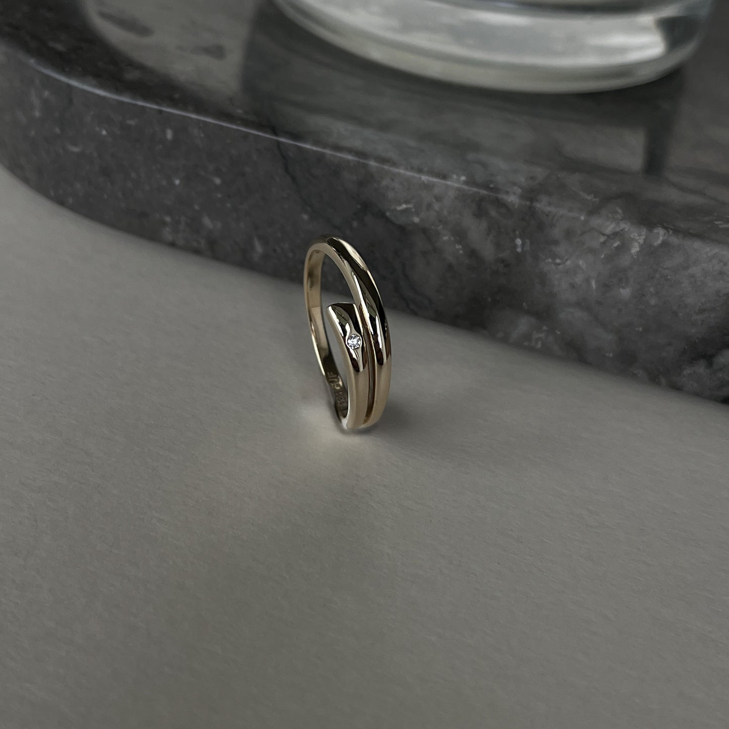 8 Karat Lana Ring