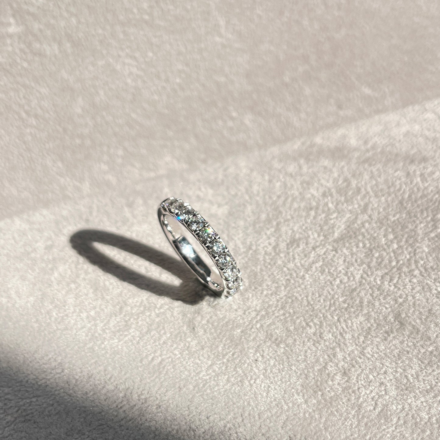 14 Karat Hvidguld Alliance Ring 1,00 ct.