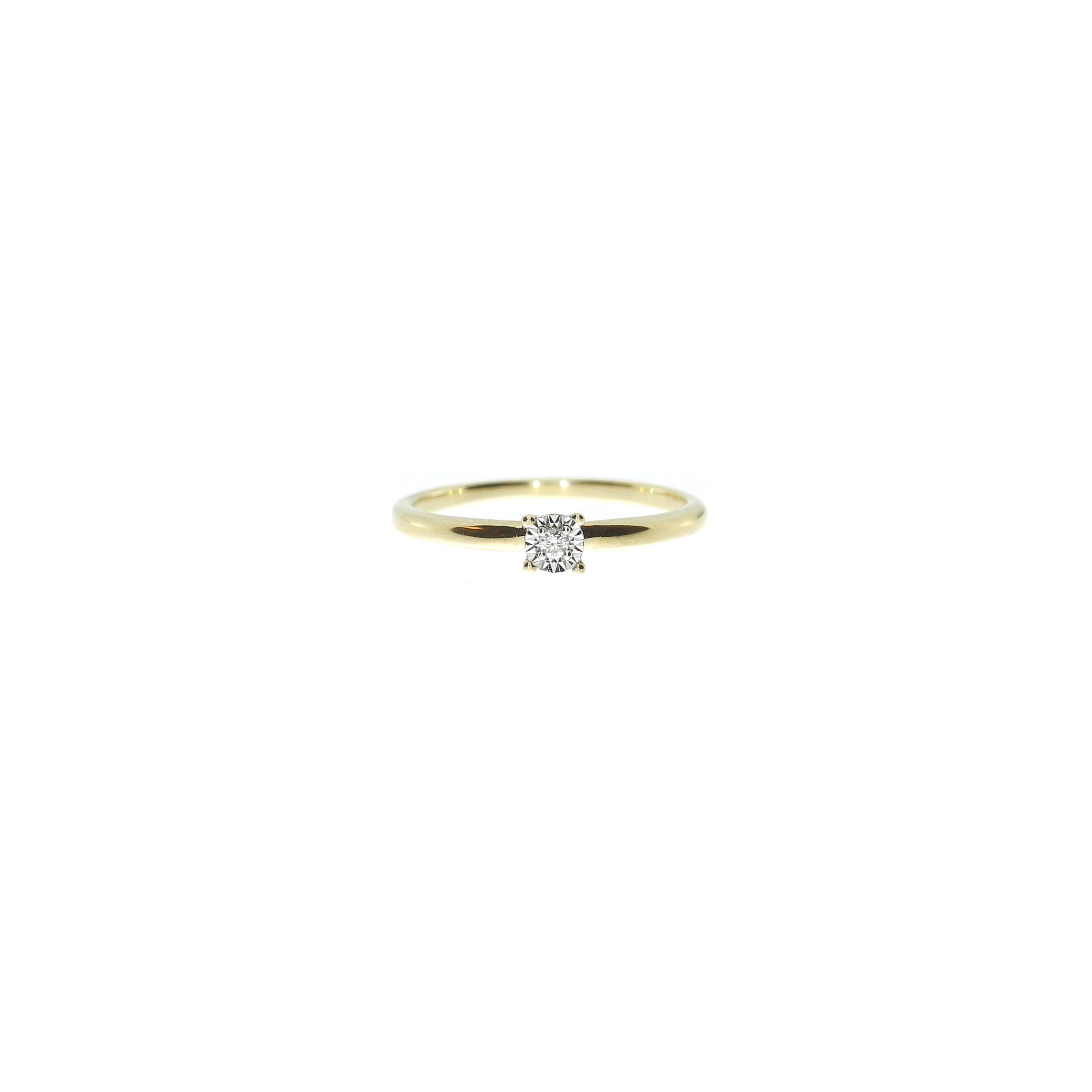 9 Karat Solitaire Ring
