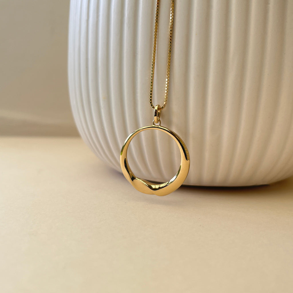 Forgyldt Cecilie Cirkel Halskæde