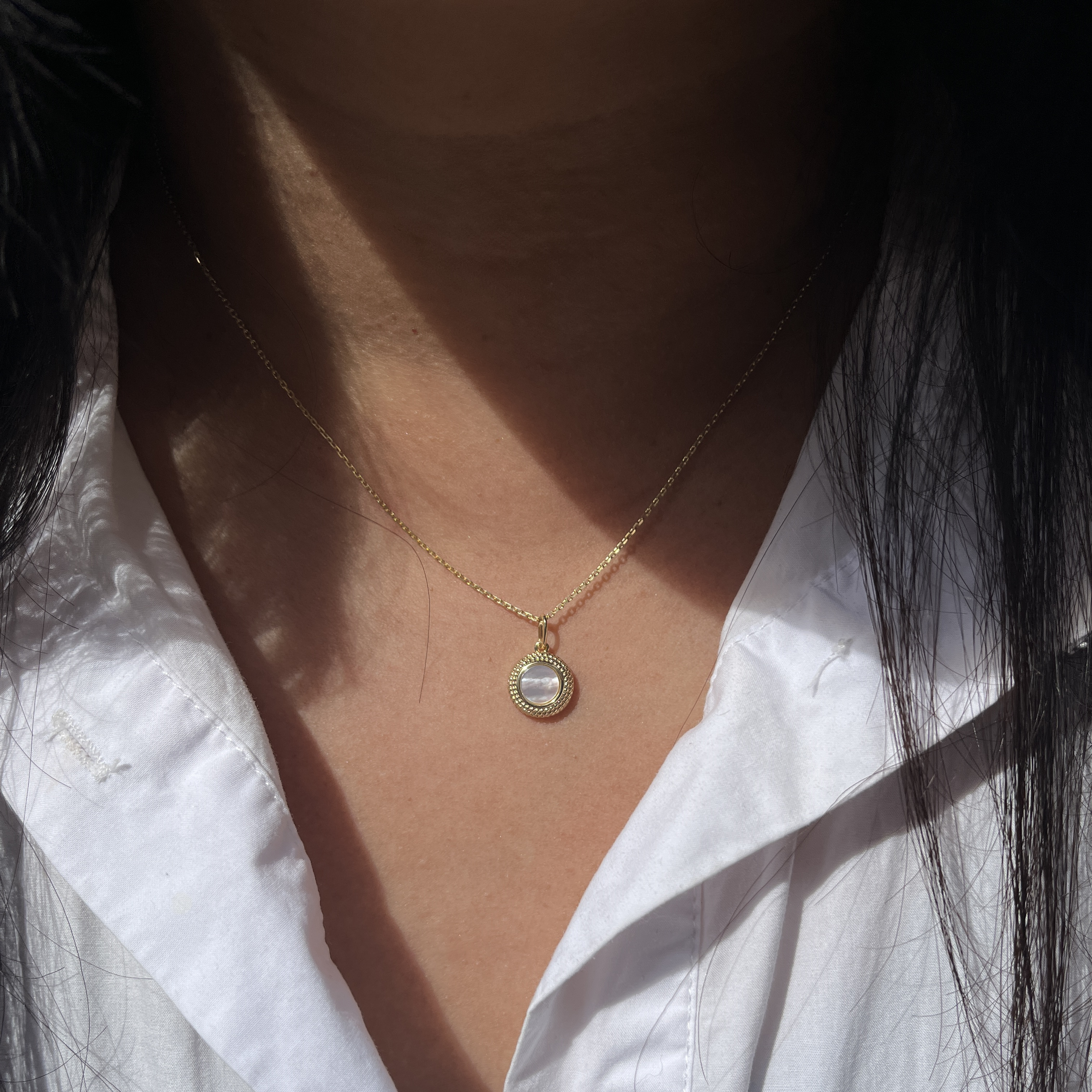 Forgyldt Perlemor Halskæde