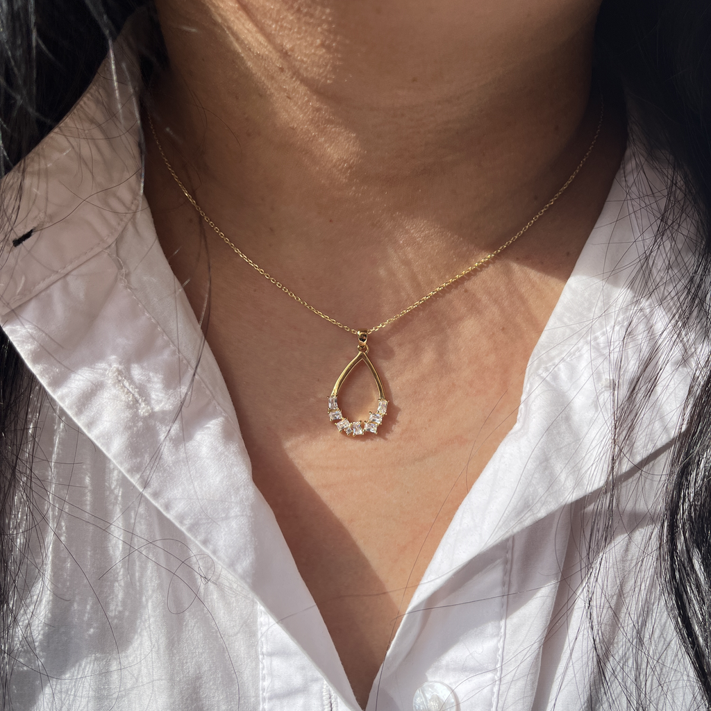 Forgyldt Funklende Dråbe Halskæde