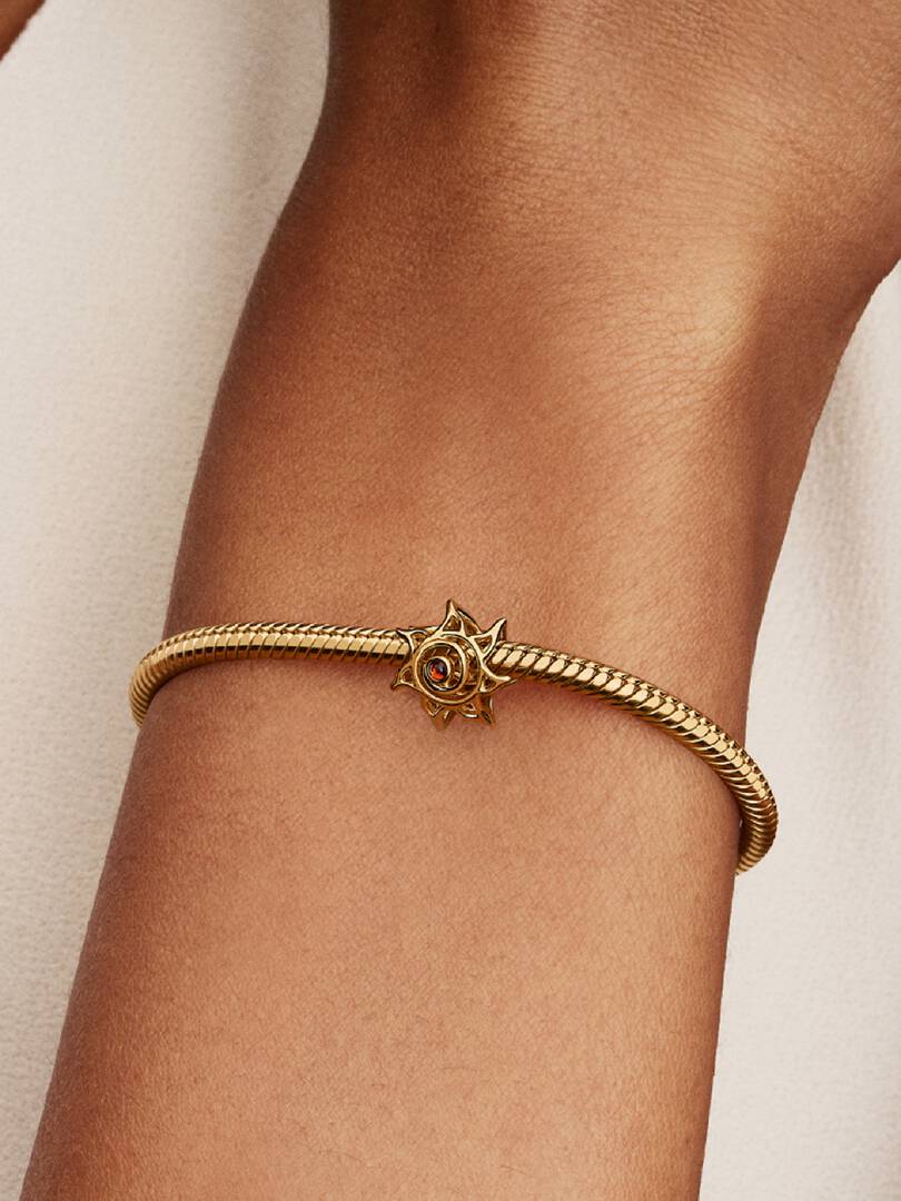Sol Openwork Charm