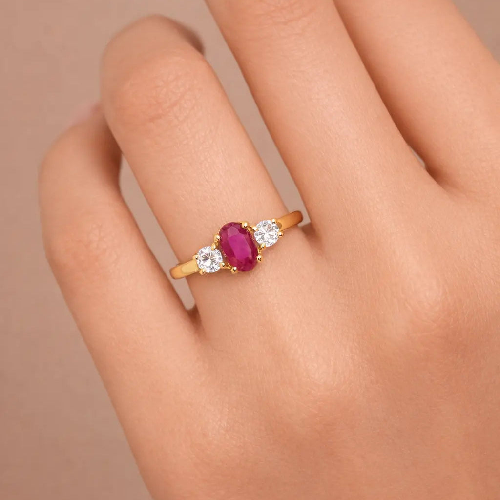 Forgyldt Rød Tre-stens ring