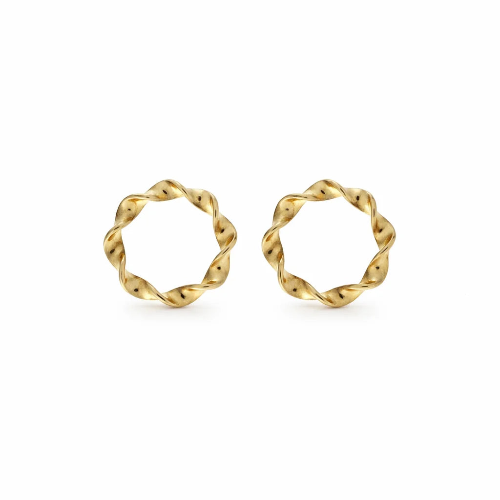 8 Karat Snoede Cirkel Ørestikker