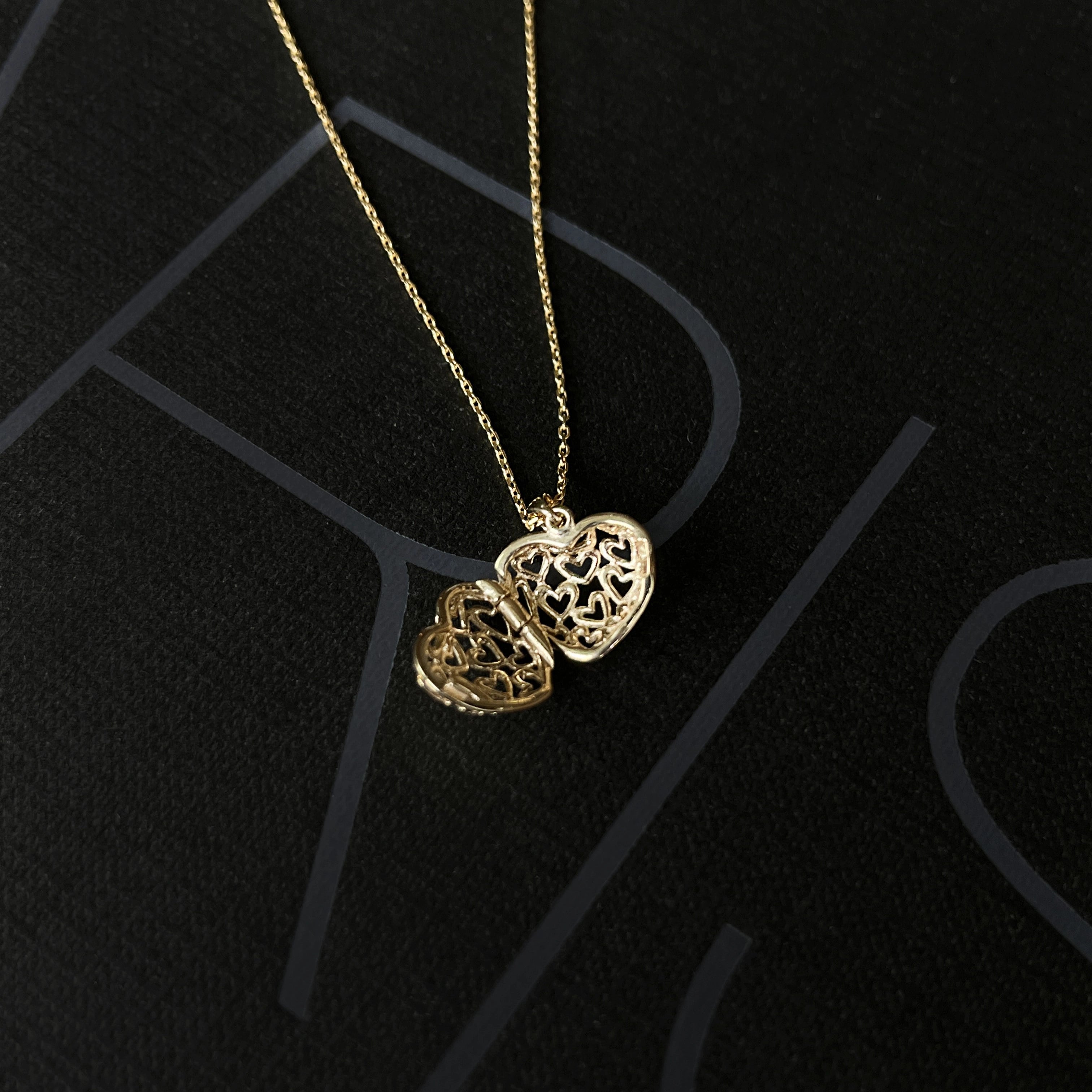 8 Karat Udsmykket Hjerte