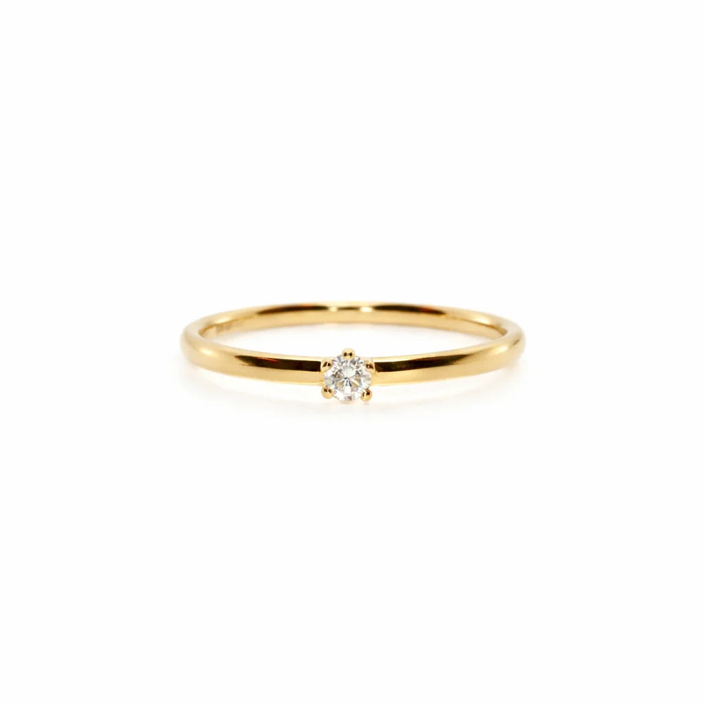 9 Karat Solitaire Ring