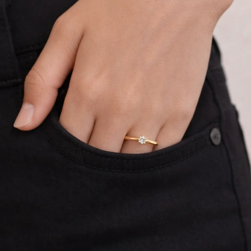 9 Karat Solitaire Ring