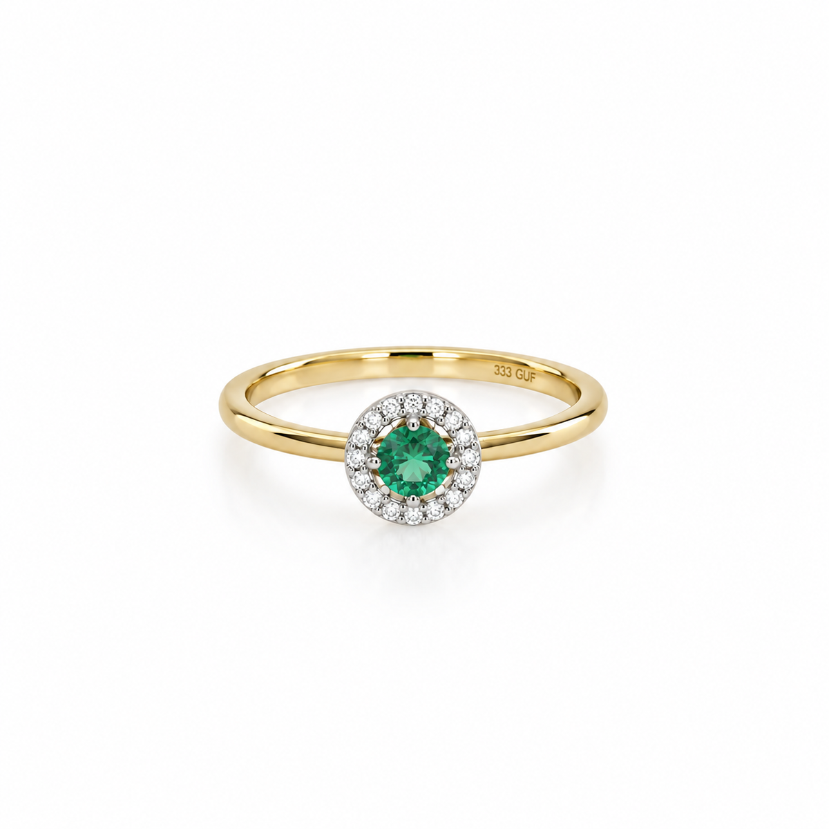 8 karat guldring med syntetisk smaragd og zirkoner
