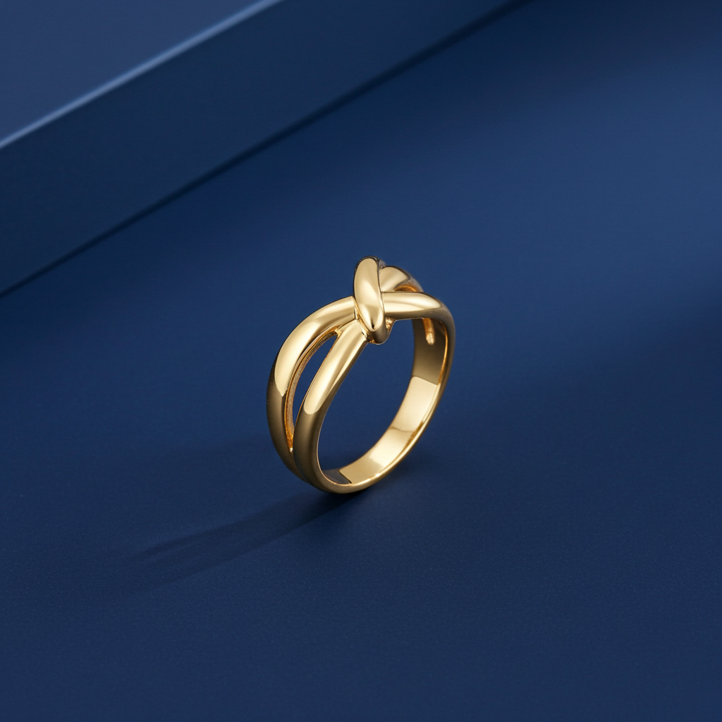 8 Karat Twist Ring