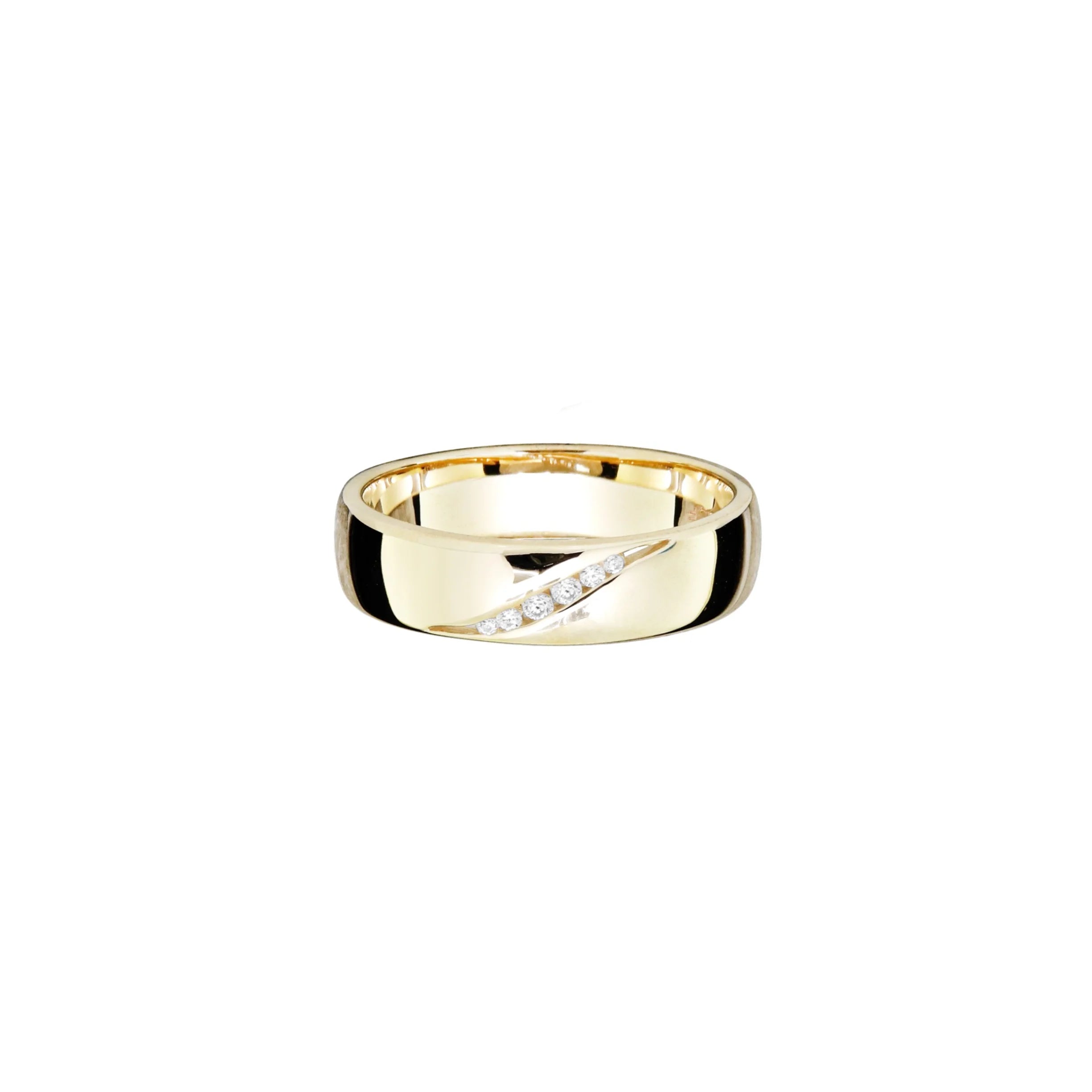 8 Karat Golden Bold Ring