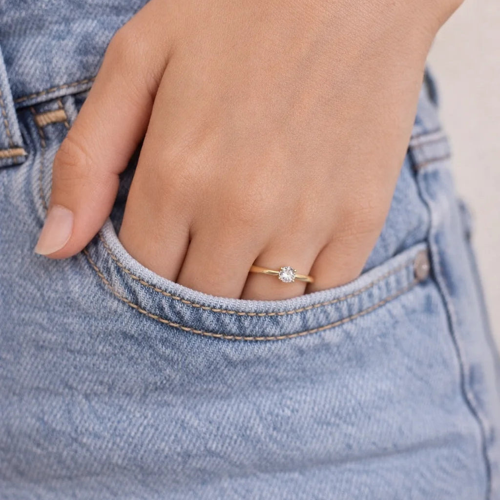 9 Karat Solitaire Ring