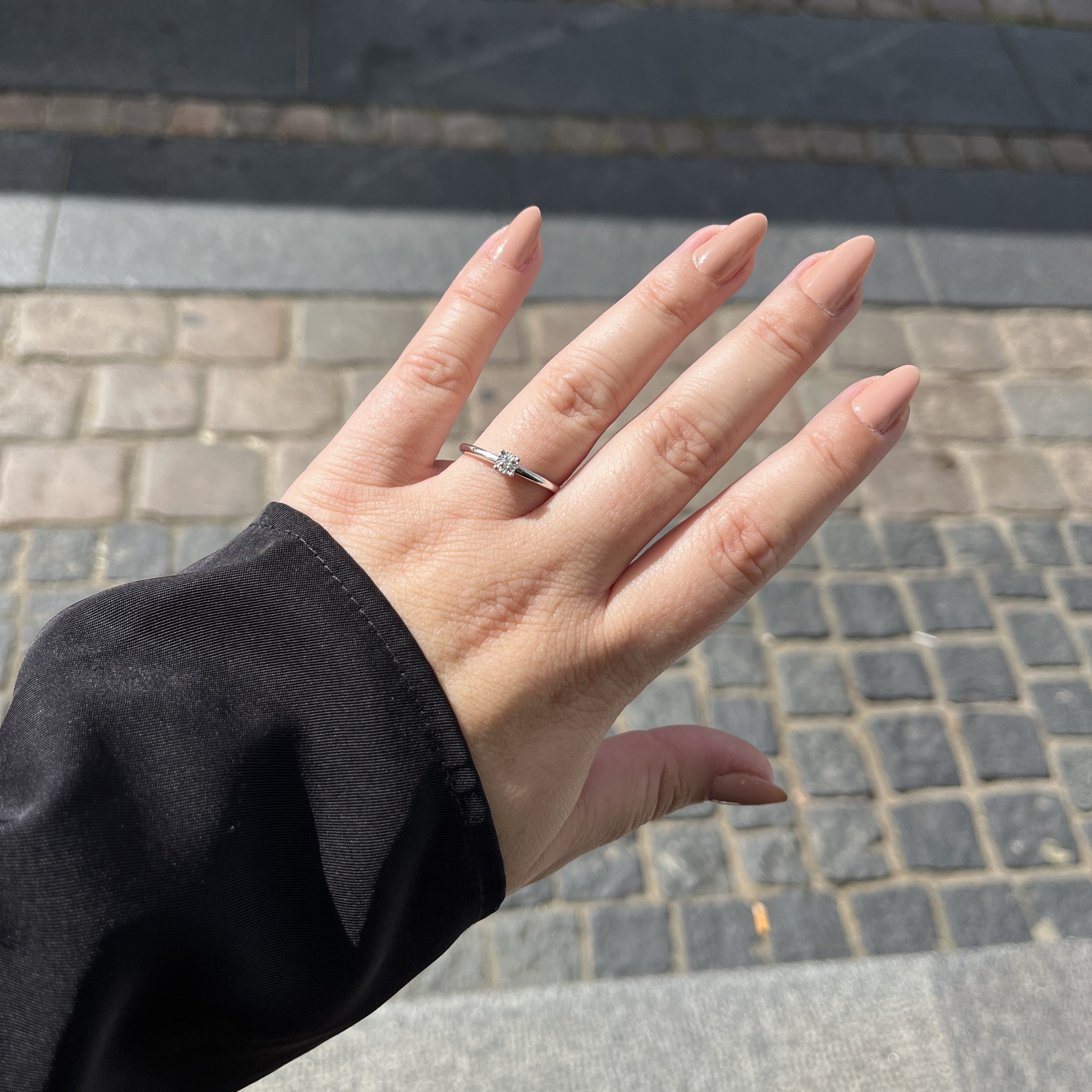 9 Karat Hvidguld Solitaire Ring