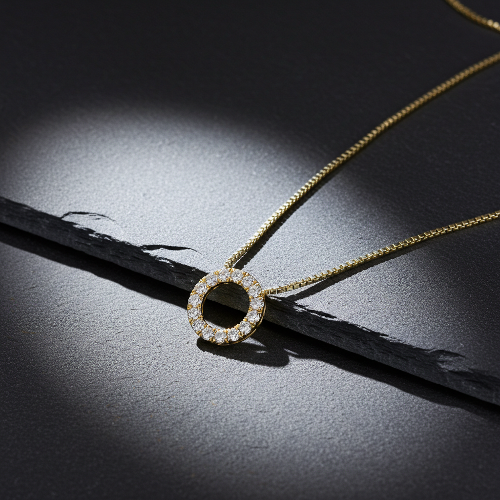 14 Karat Brillant Cirkel Vedhæng 0,49 ct.