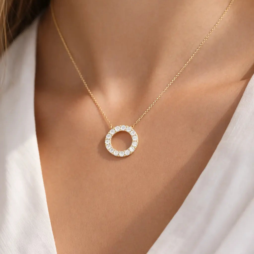 14 Karat Brillant Cirkel Vedhæng 0,49 ct.