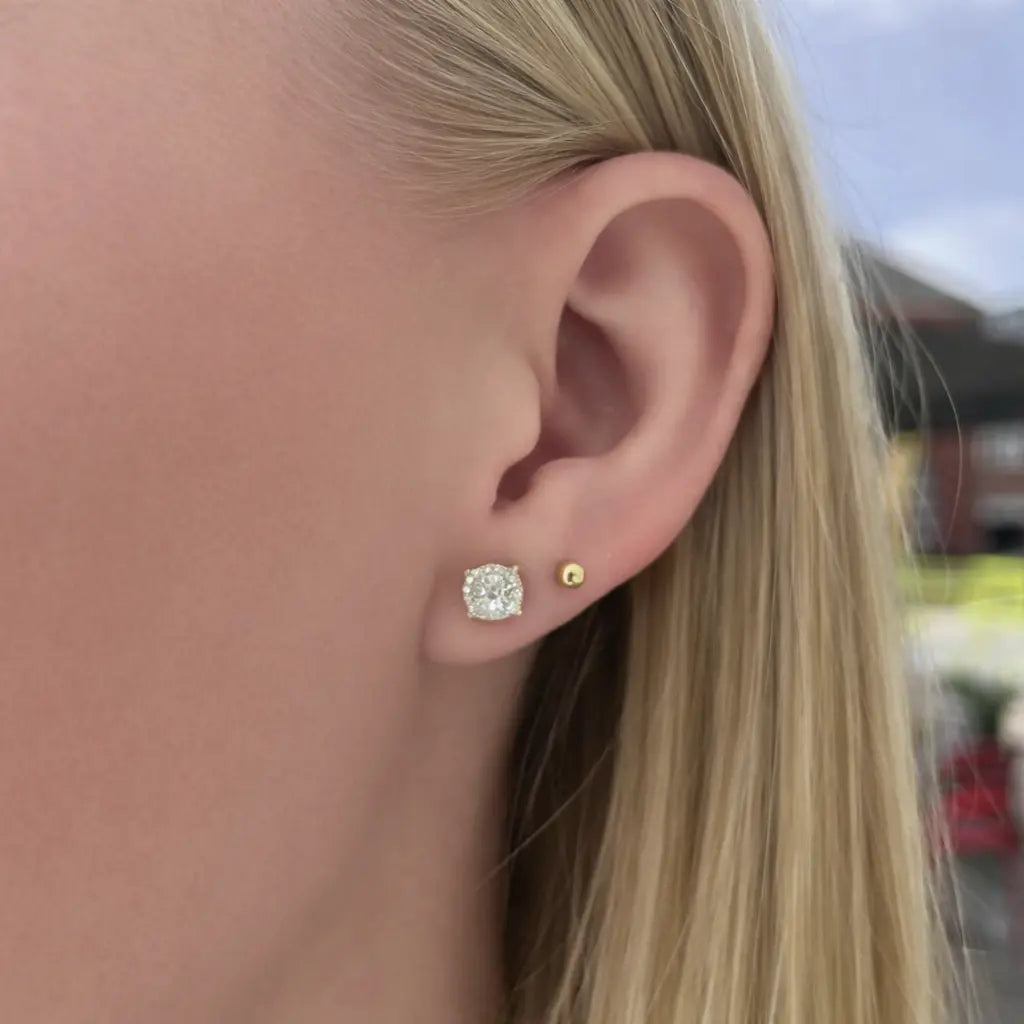 14 Karat Brillant Ørestikker