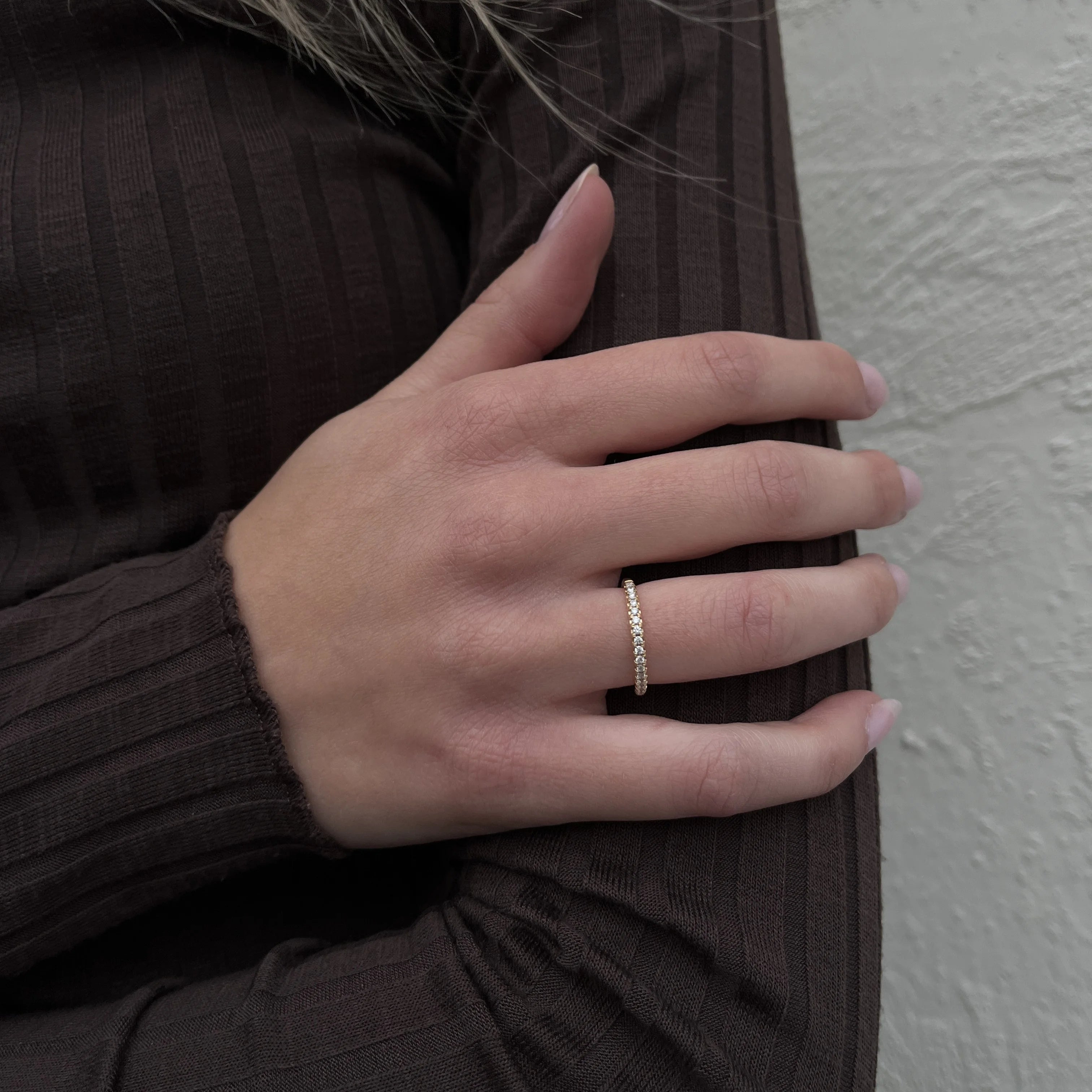 14 Karat Alliancering 0,16 ct.