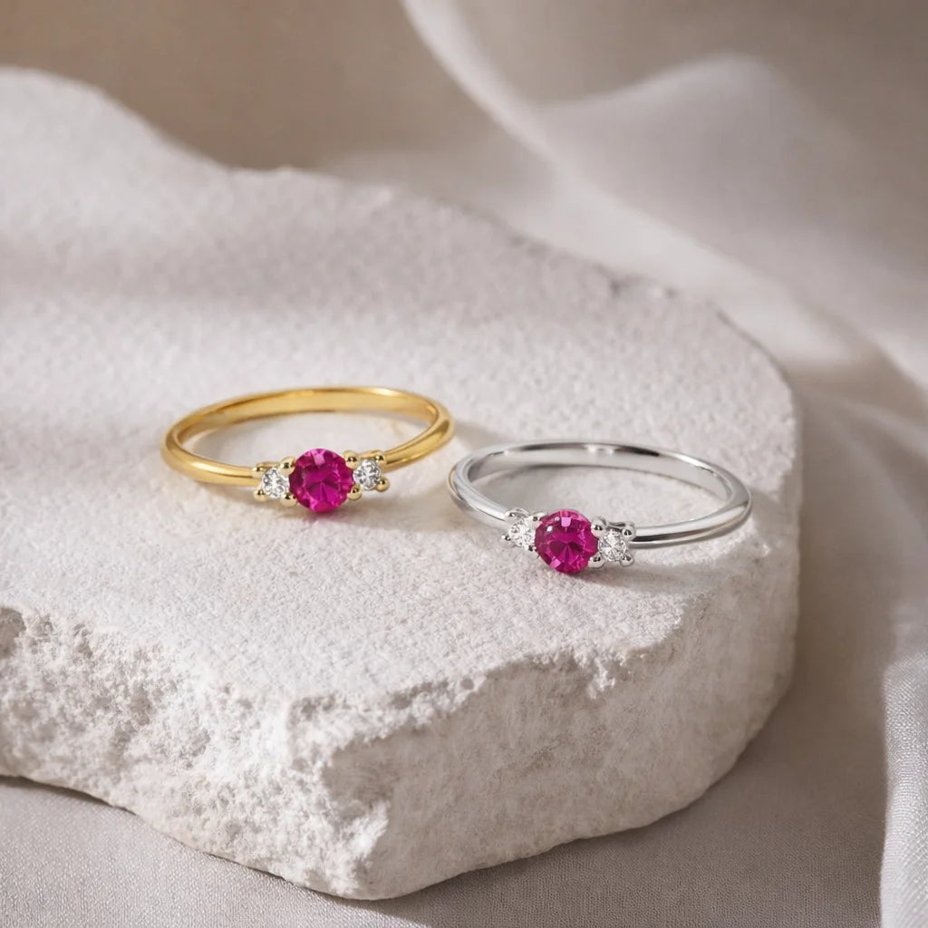 14 Karat Hvidguld Tre-stens Pink Safir Ring