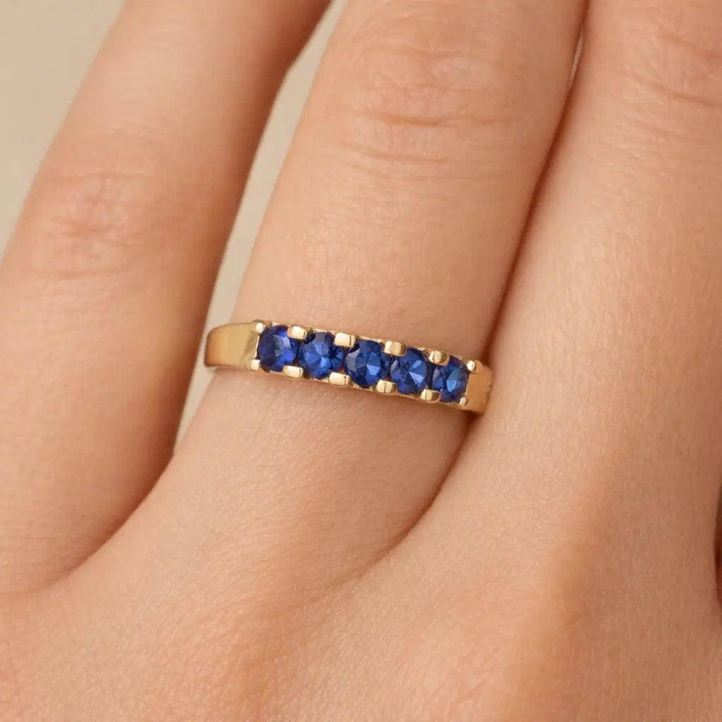 14 Karat Safir Alliancering