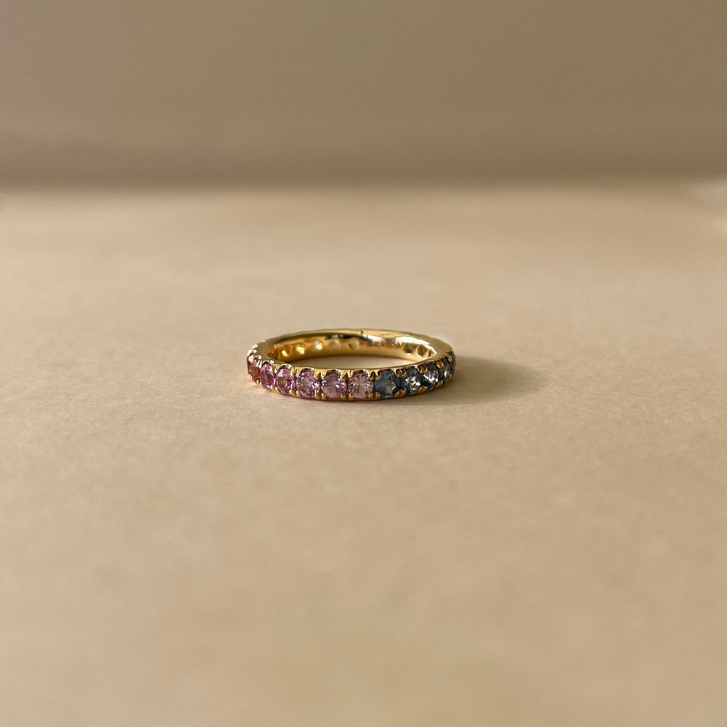 14 Karat Regnbue Safir Ring