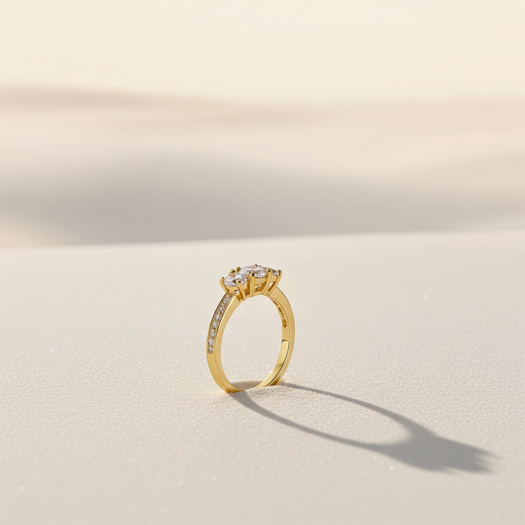14 Karat Tre-Stens Ring