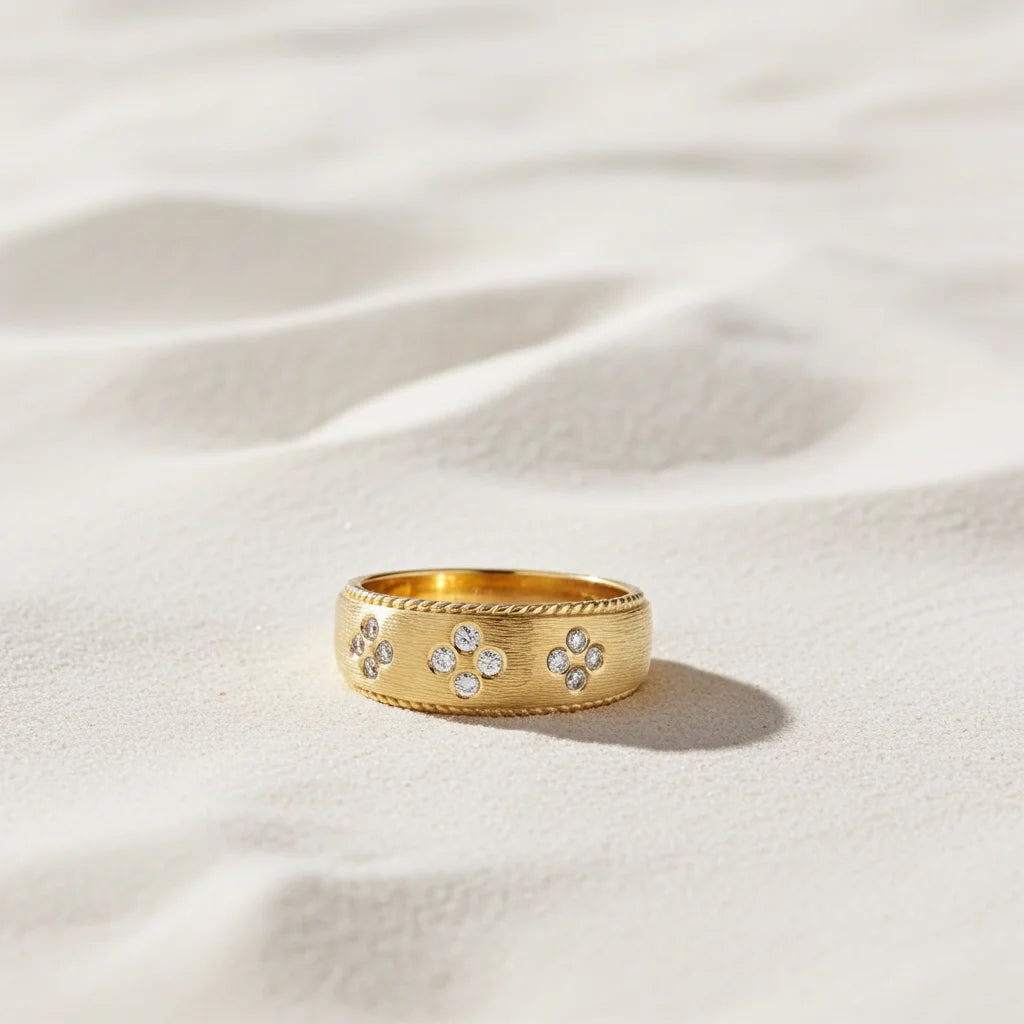14 Karat Chunky Mat Brillant Ring