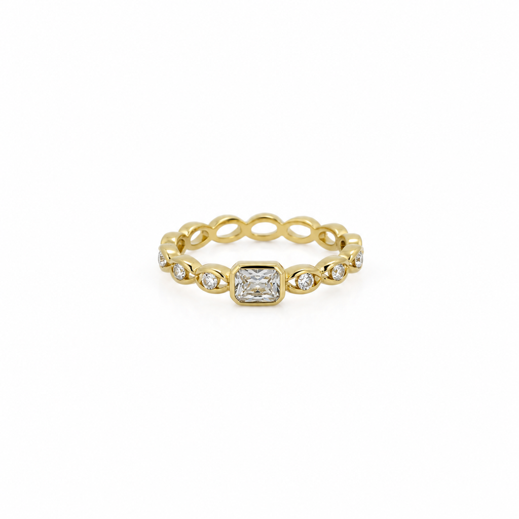 Isabella –  Ring med firkantet sten