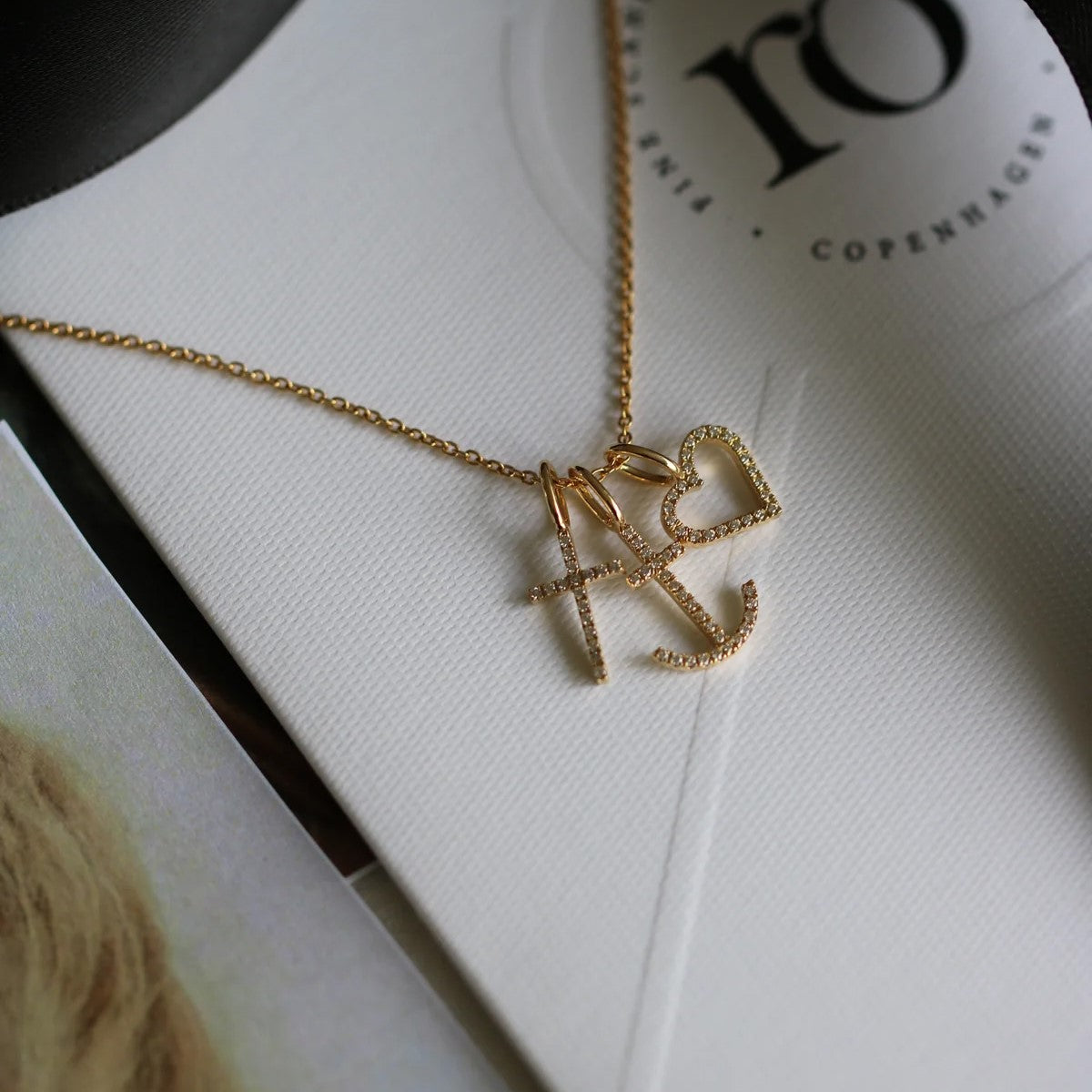 Symbols Open Heart diamant vedhæng - 18kt Rødguld