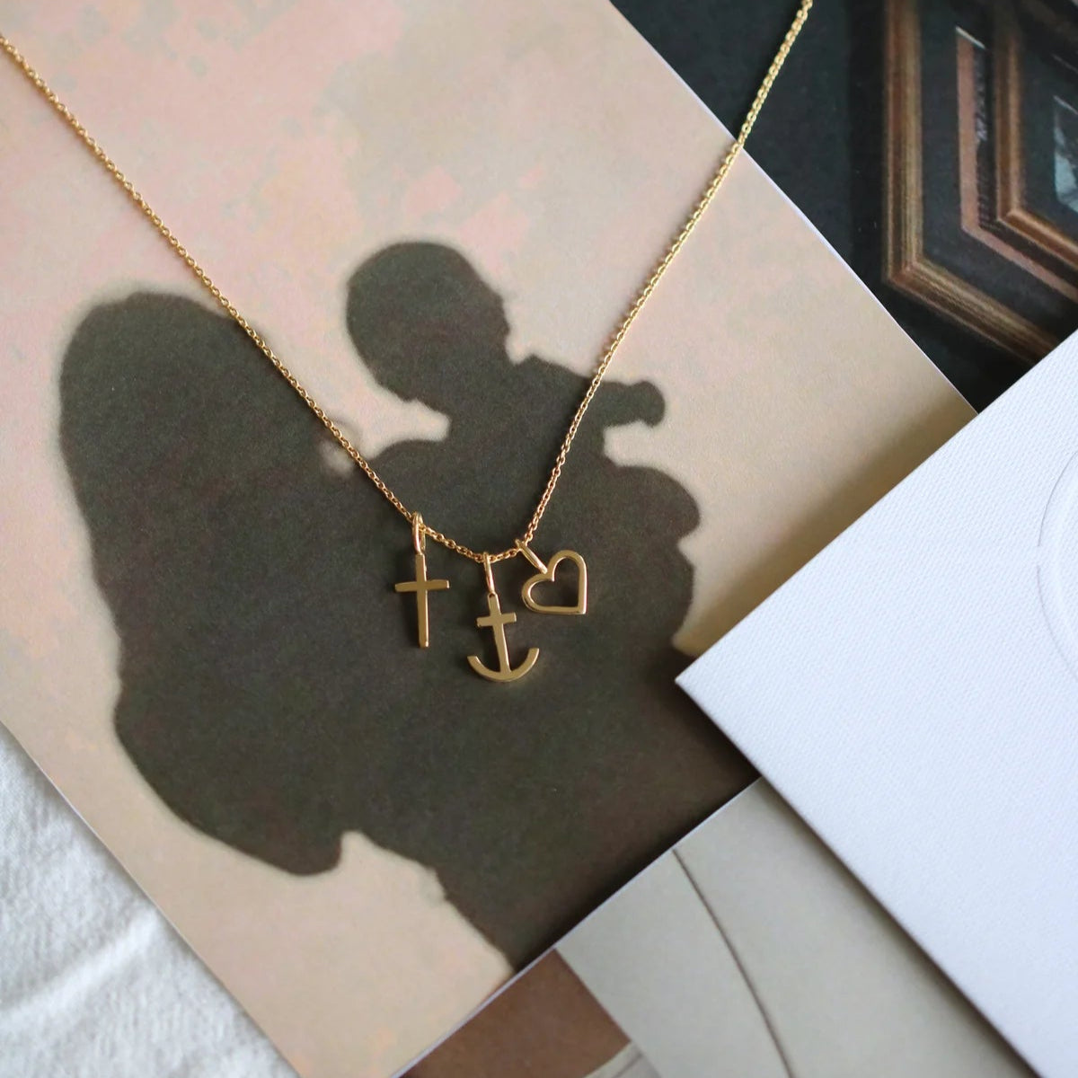 Symbols Open Heart vedhæng - 18kt Rødguld