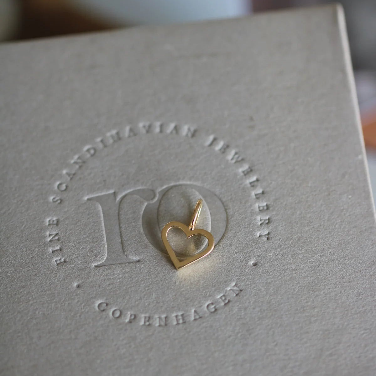 Symbols Open Heart vedhæng - 18kt Rødguld