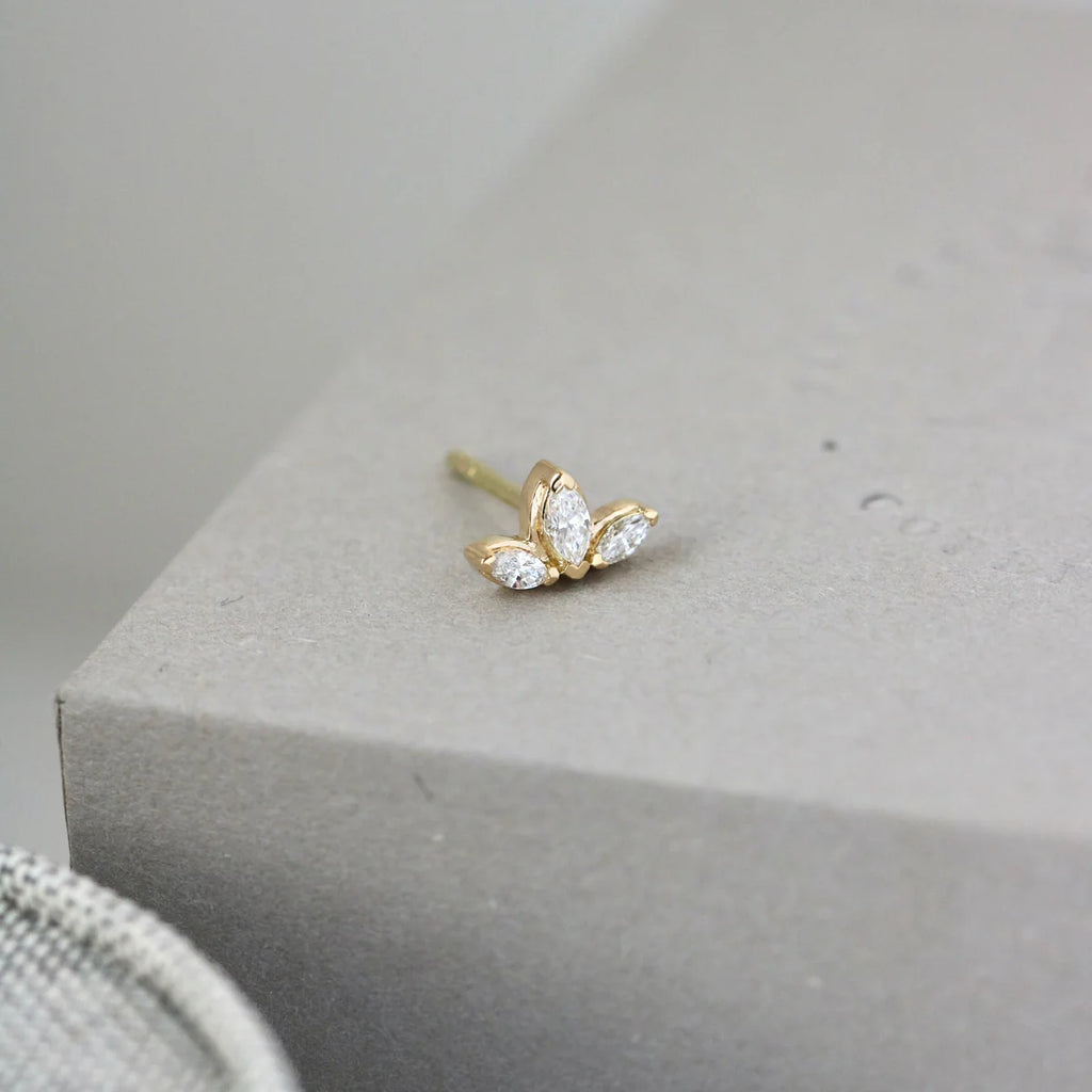 Inner Peace Lotus diamant ørestik - 18kt Rødguld