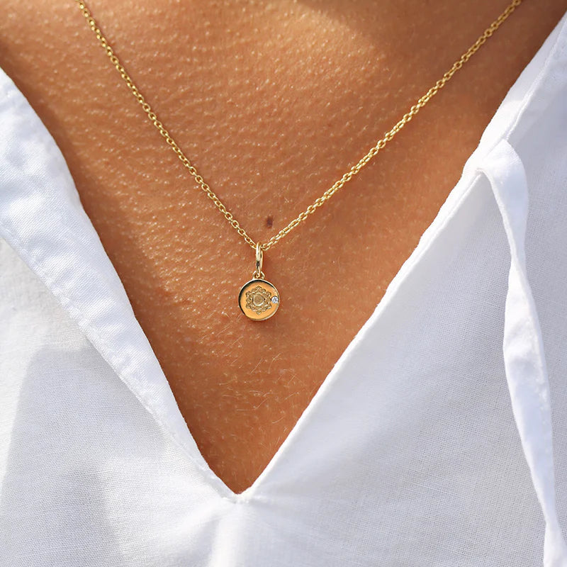 Inner Peace Kronechakra vedhæng - 18kt Rødguld