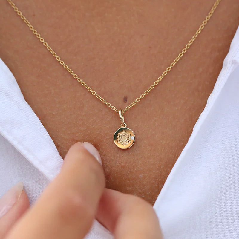Inner Peace Kronechakra vedhæng - 18kt Rødguld