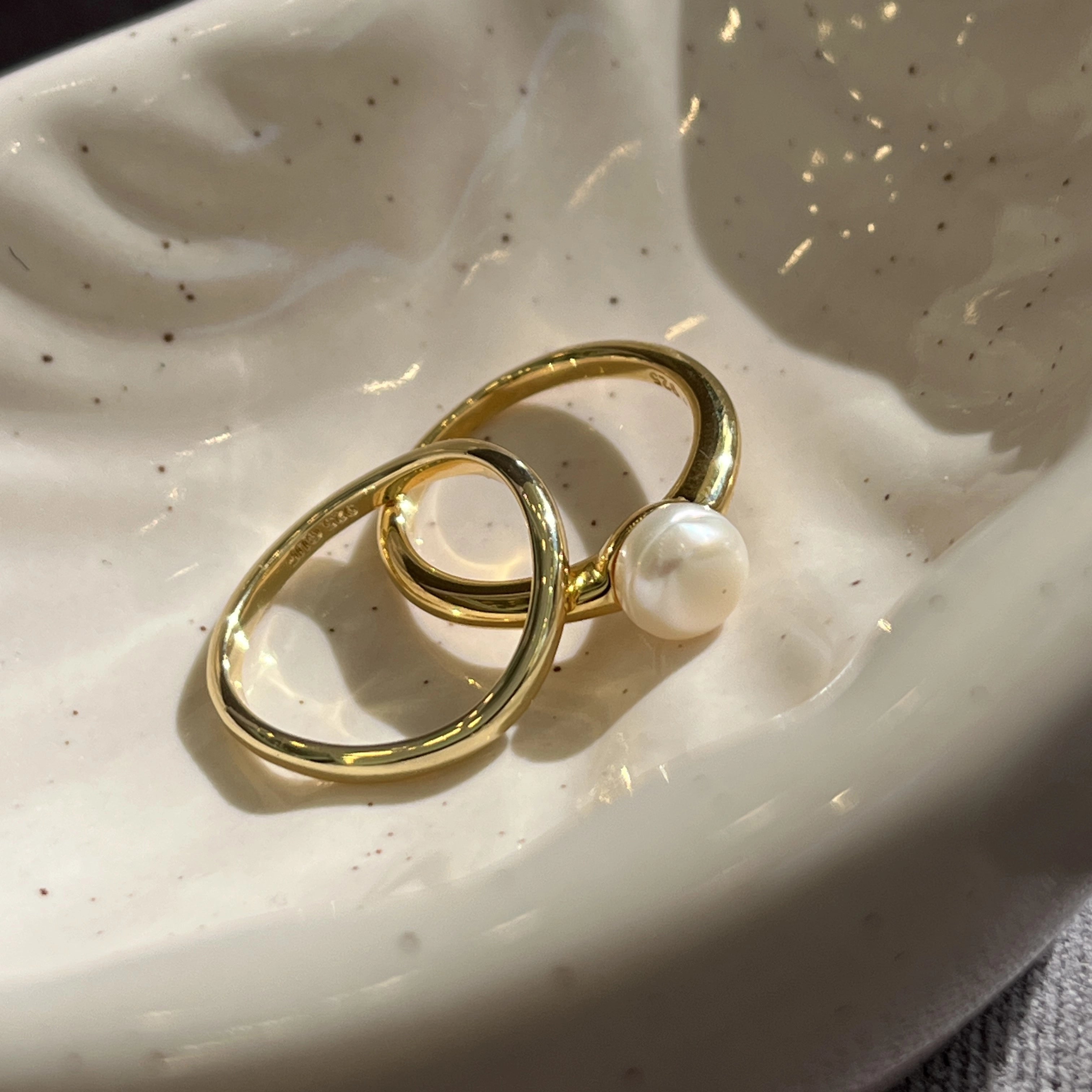 Forgyldt Ferskvandsperle Ring