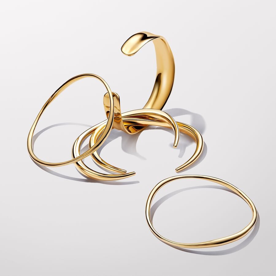 Organisk formet åben armring