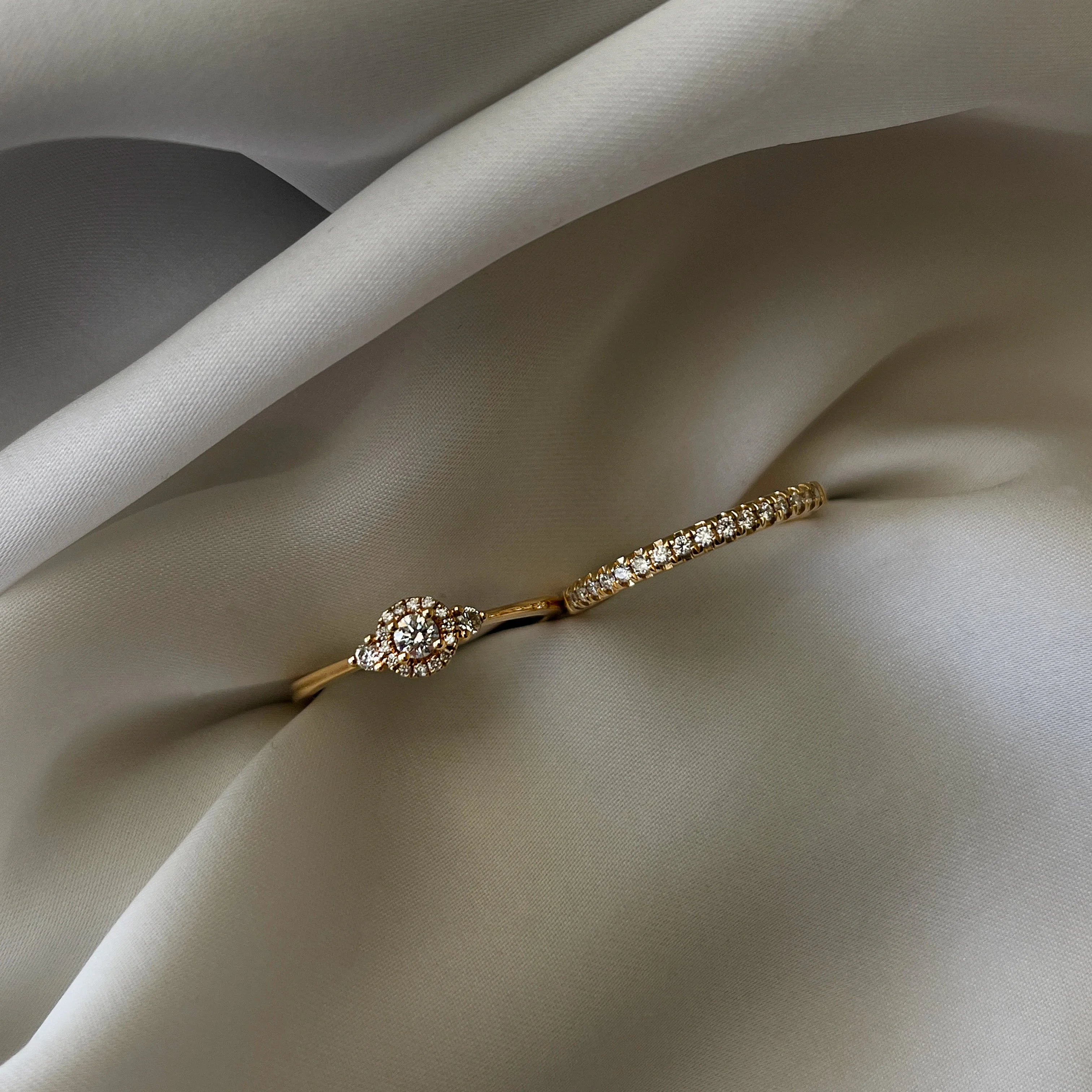 14 Karat Alliancering 0,16 ct.