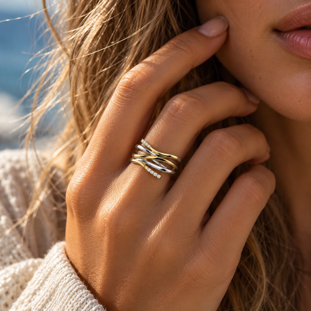 Amalie – tofarvet ring med kubiske zirkoner