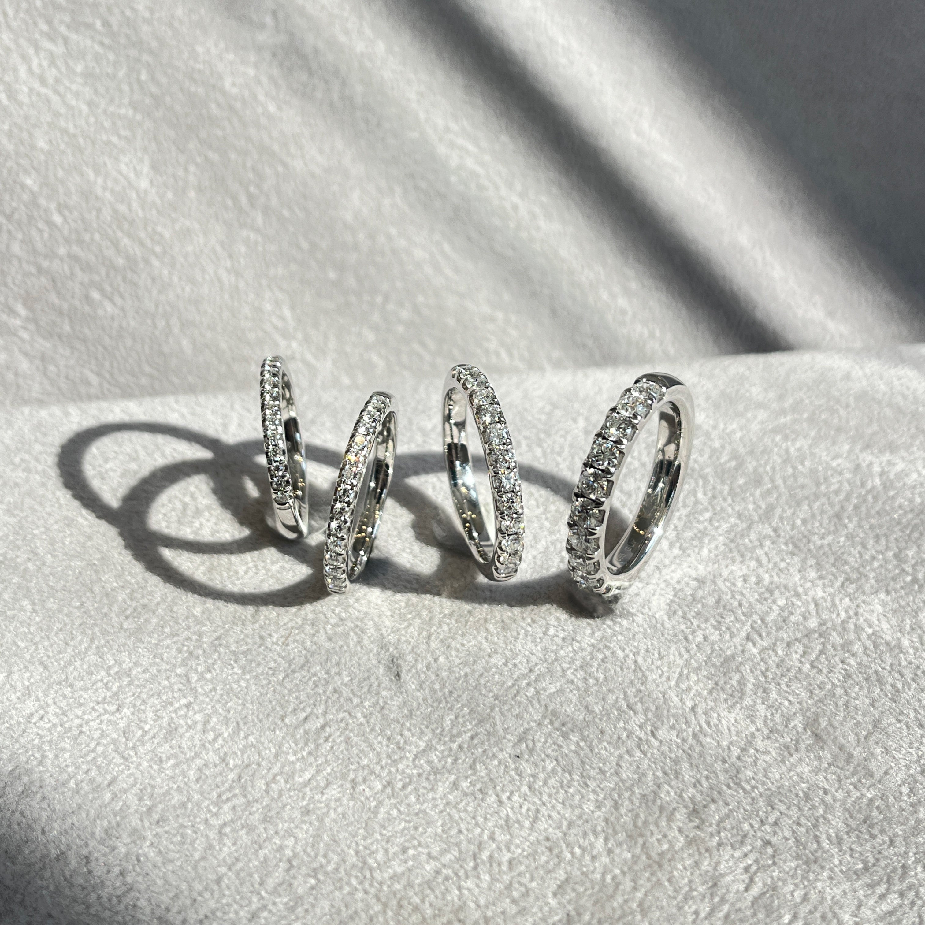 14 Karat Hvidguld Alliancering 0,50 ct.