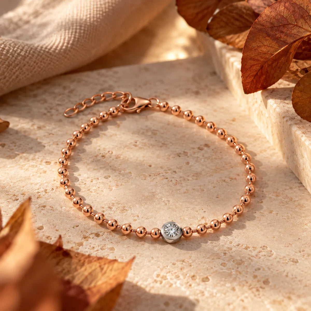 Rosalie – Elegant armbånd i rosaforgyldt sølv med kubisk zirkon