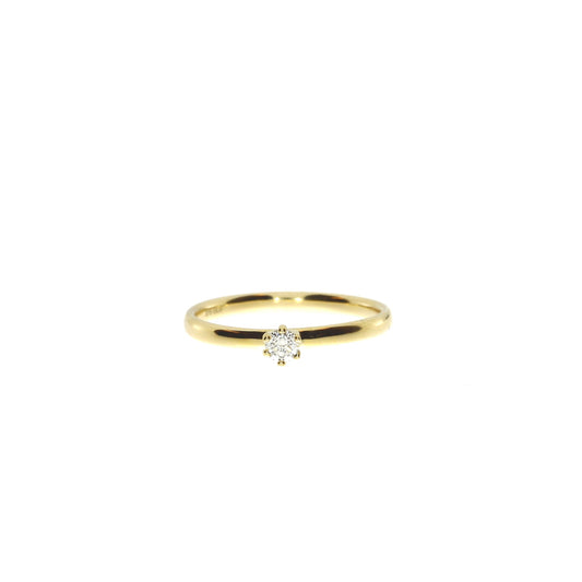 9 Karat Solitaire Ring