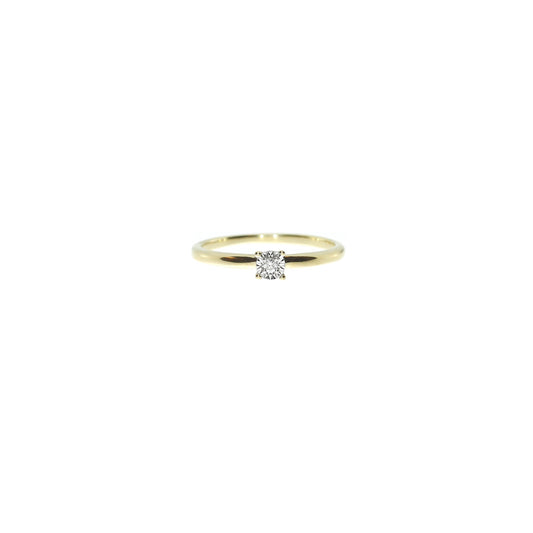 9 Karat Solitaire Ring