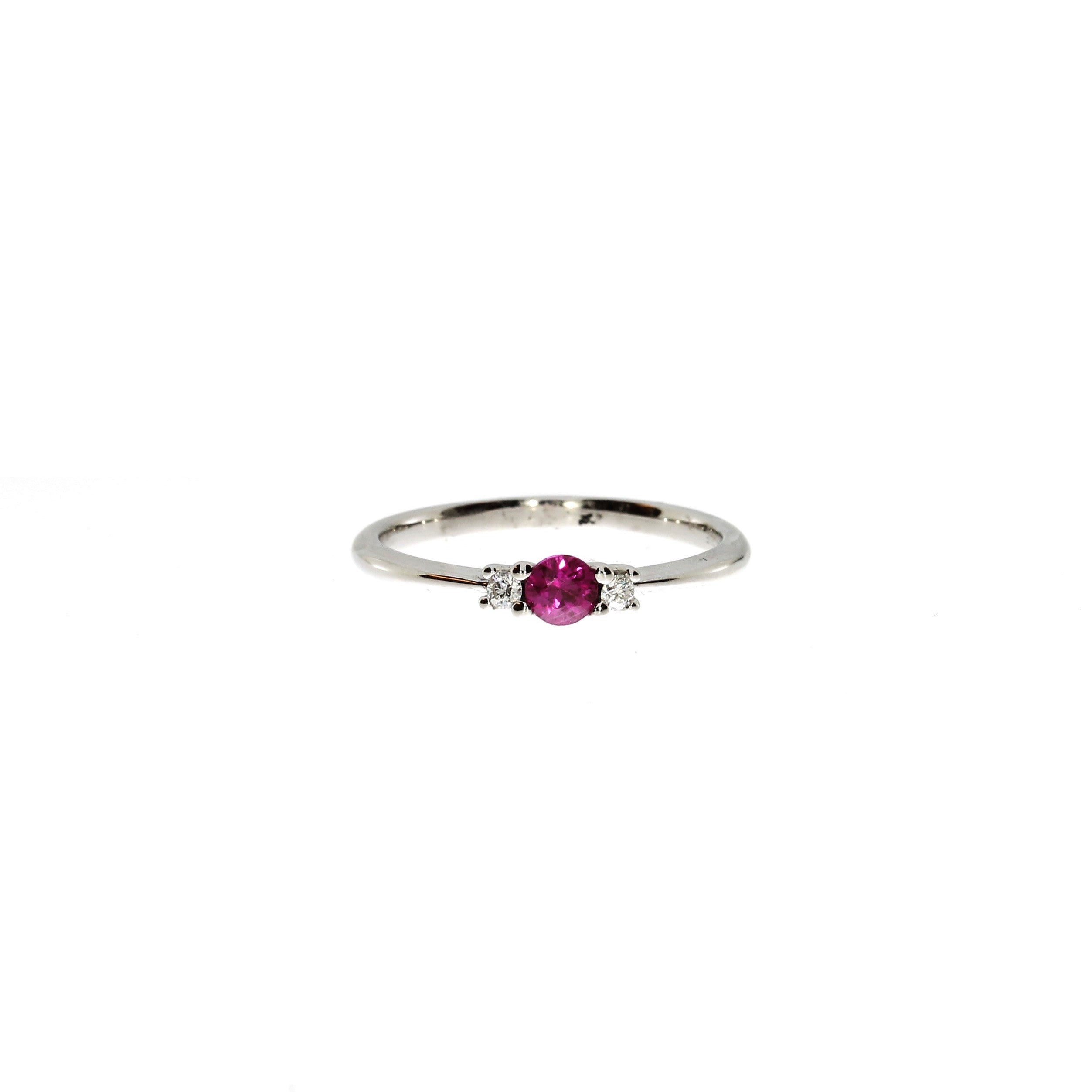 14 Karat Hvidguld Tre-stens Safir Ring